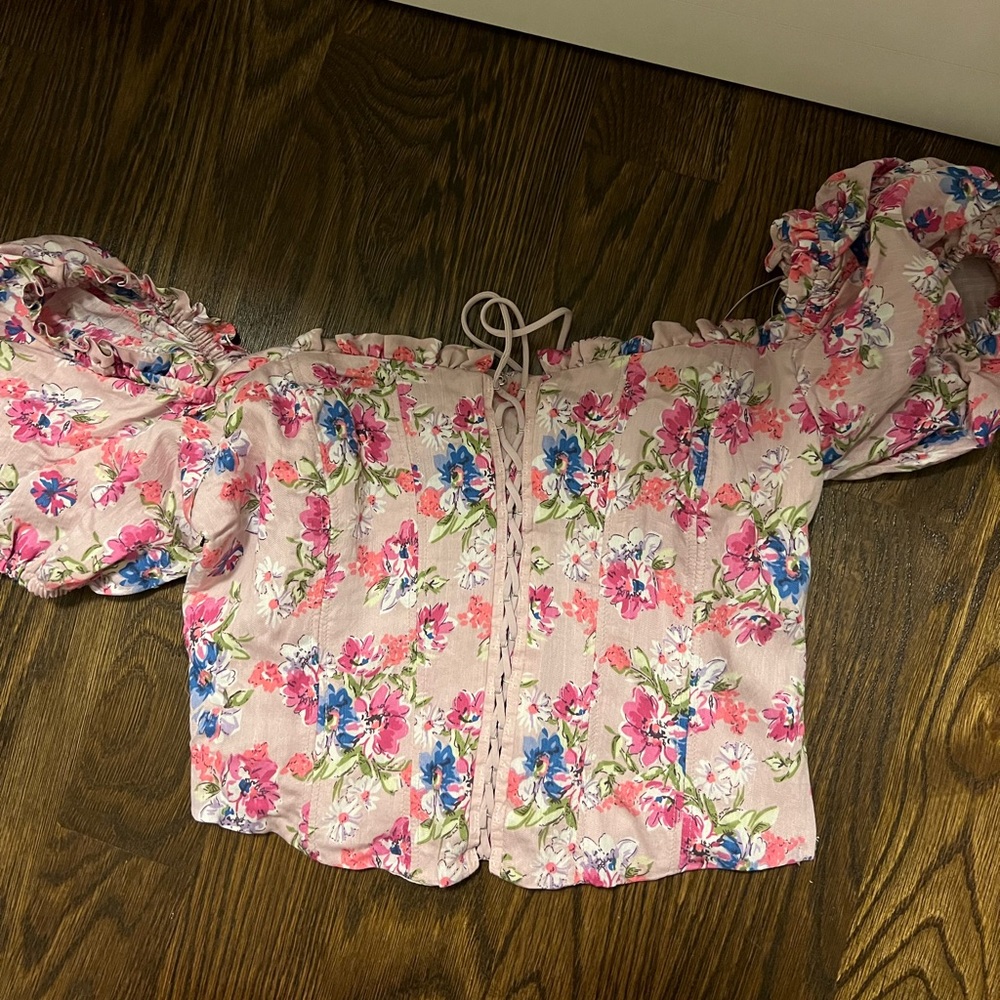 Astr Floral top